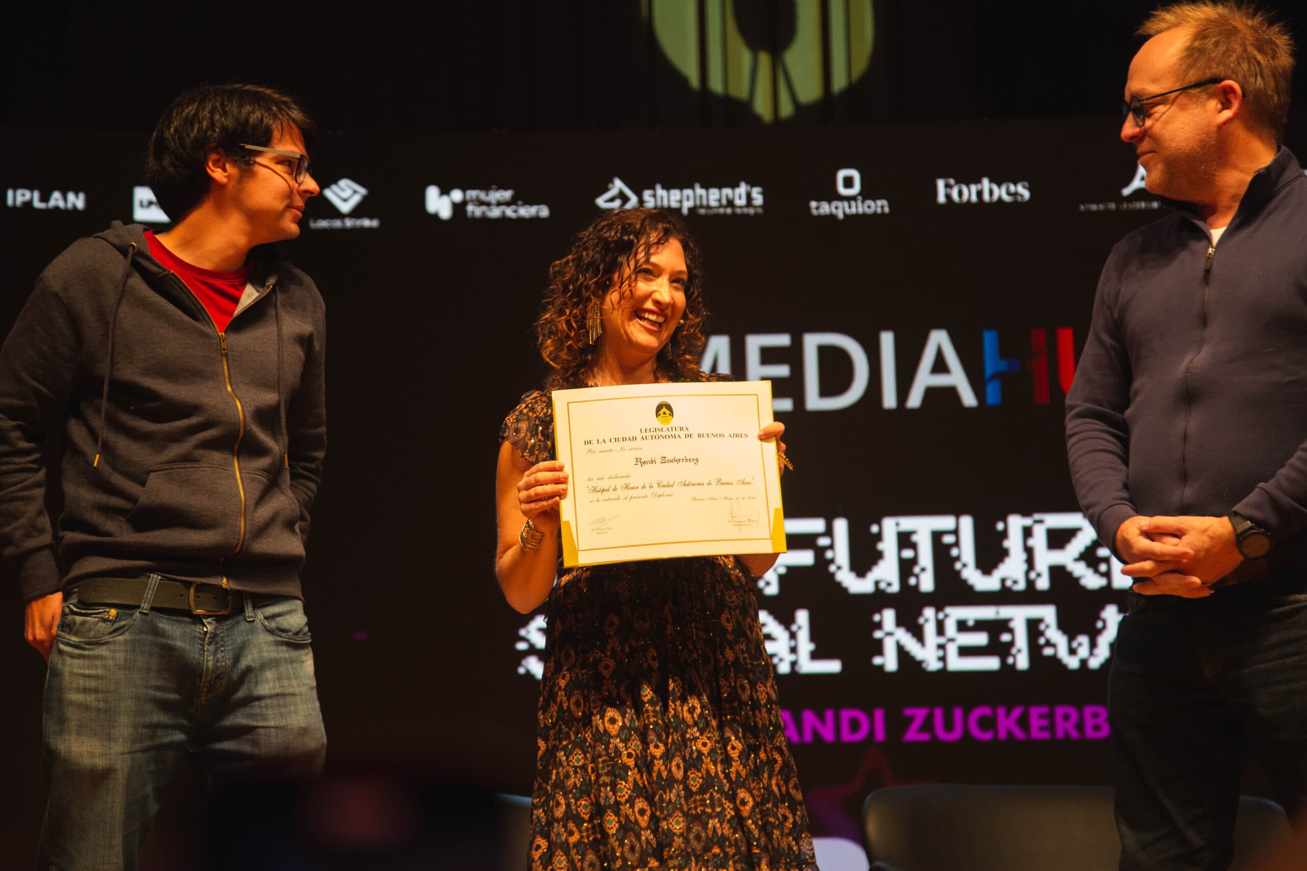 Randi Zuckerberg: “Lo que enciende mi pasión es que más mujeres participen en la tecnología y los negocios”