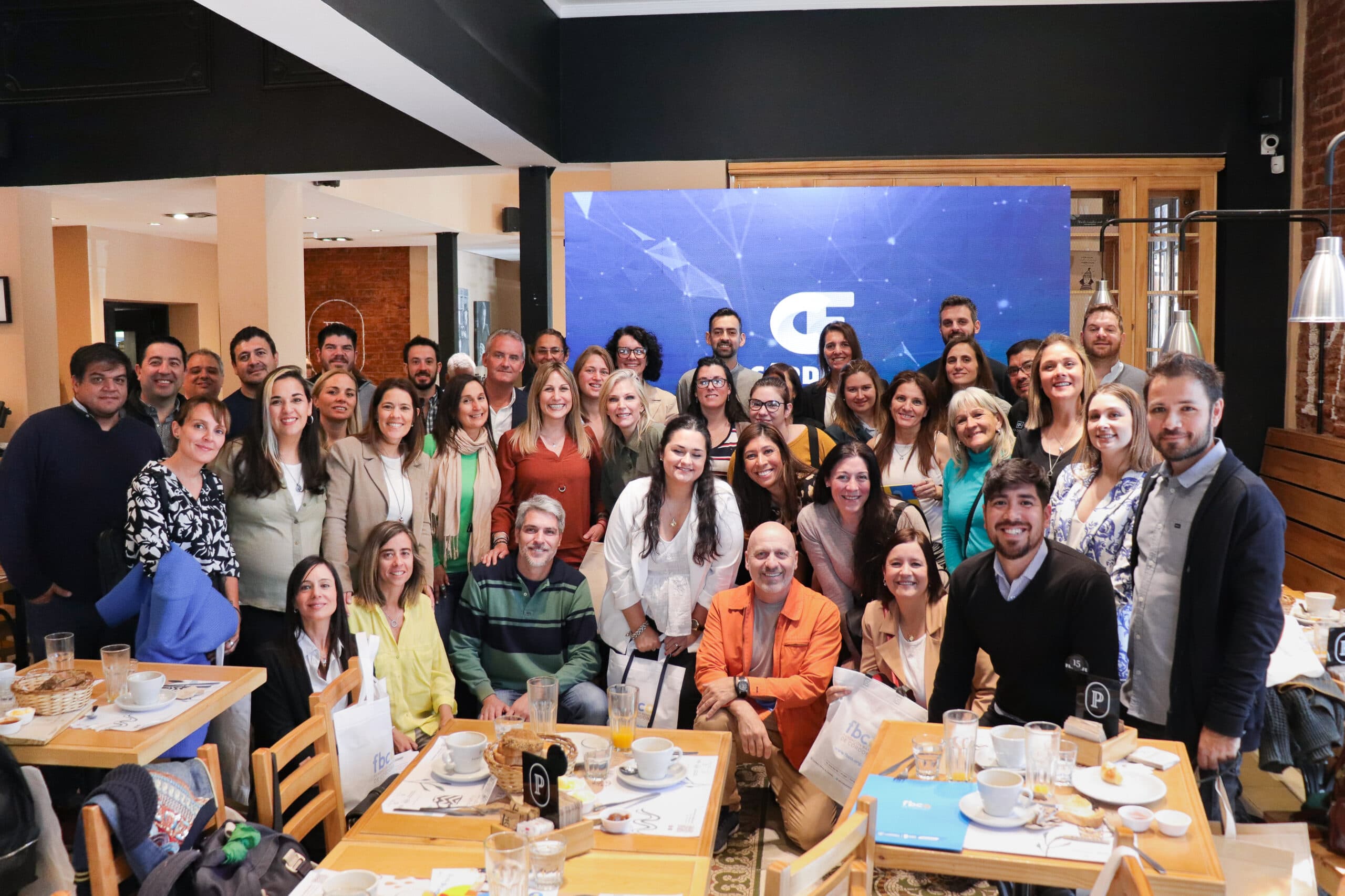 Córdoba Emprendedora reunió a más de 50 marcas en un nuevo networking