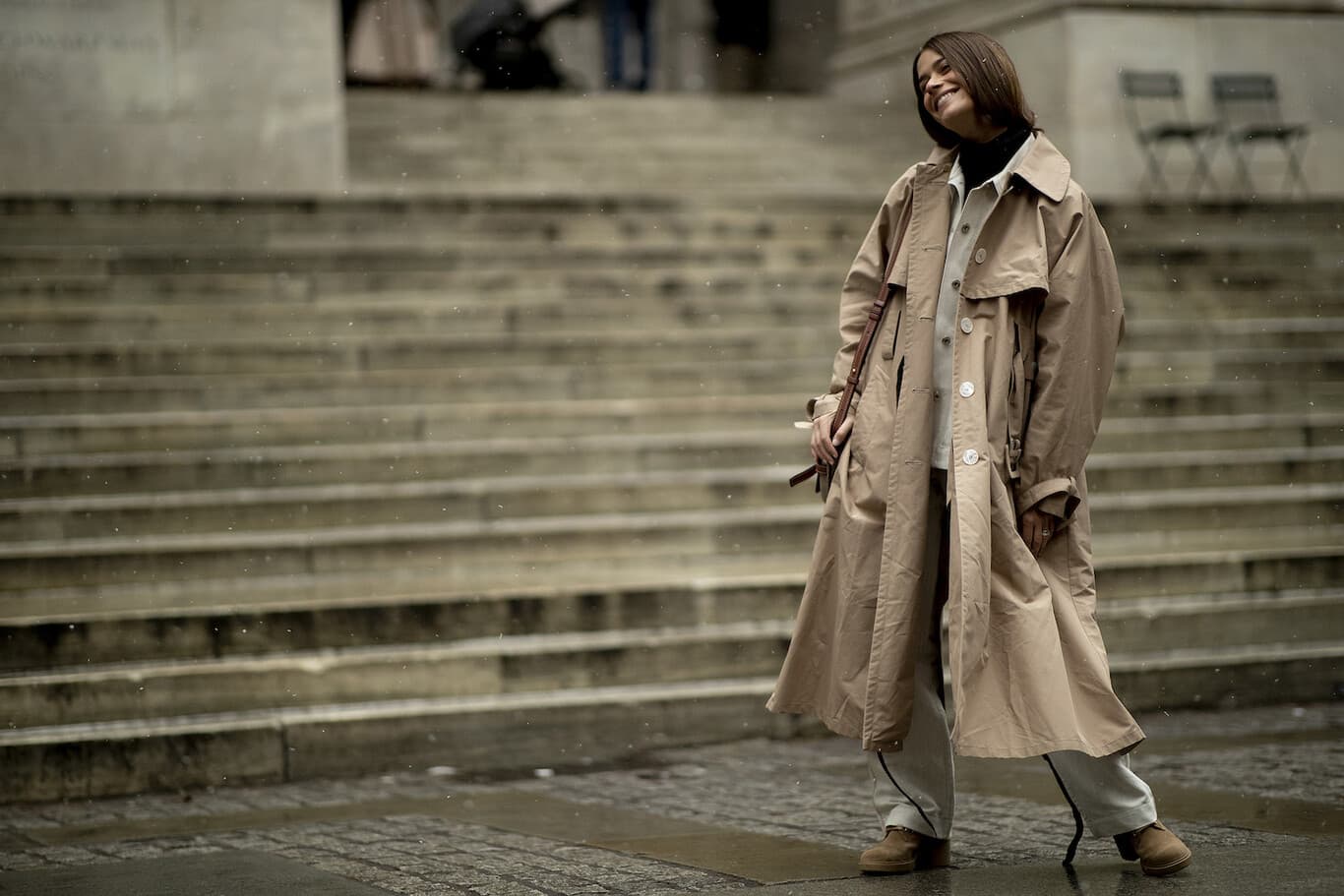 Trench: La prenda universal que no puede faltar en tu armario