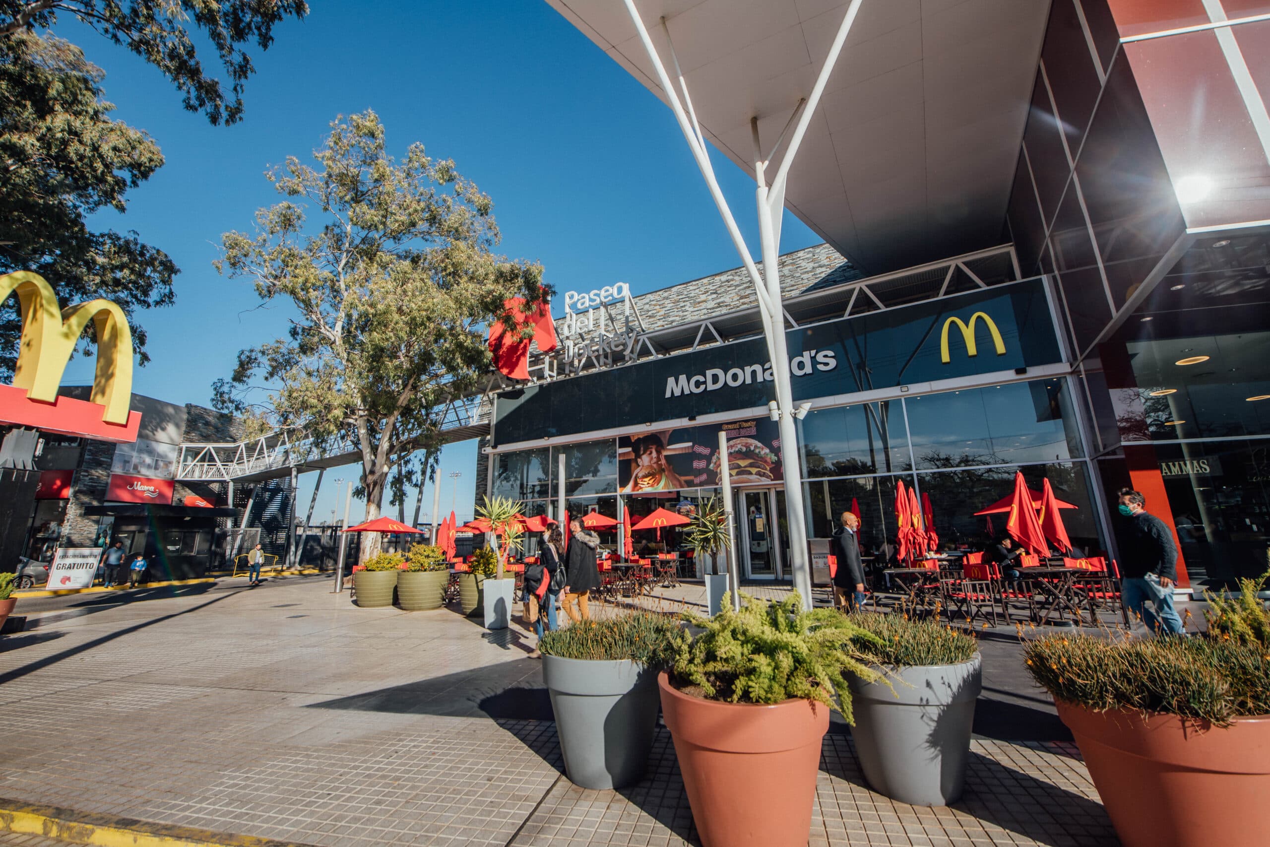 Descuentos para recibir la nueva temporada en Paseo del Jockey