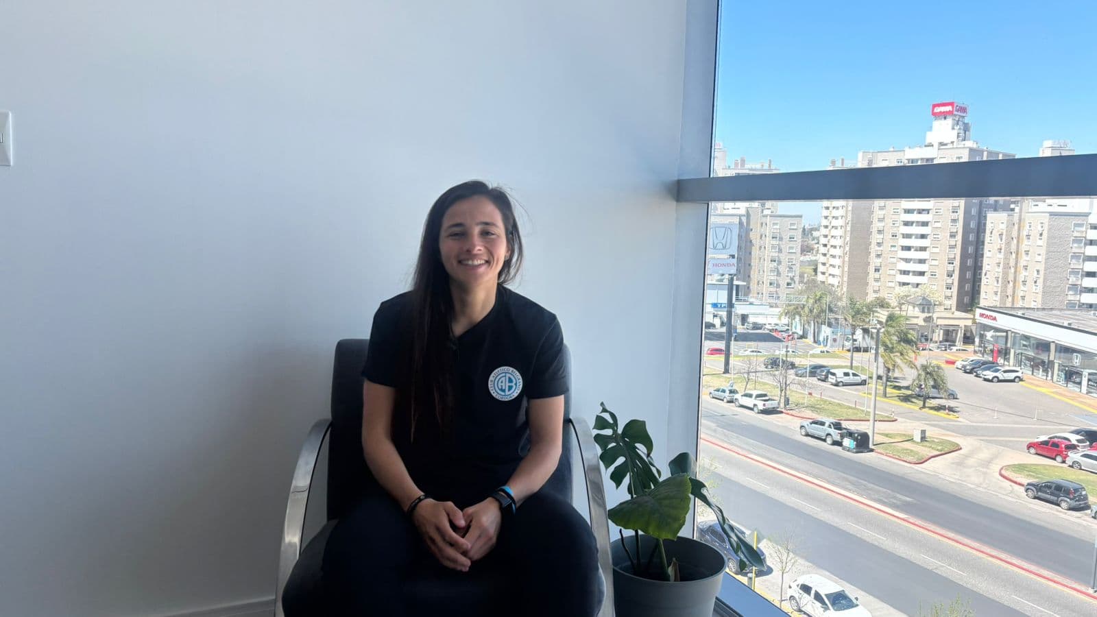 Homenajeadas 2025: Mariana “Pomu” Sánchez, liderazgo en el fútbol femenino