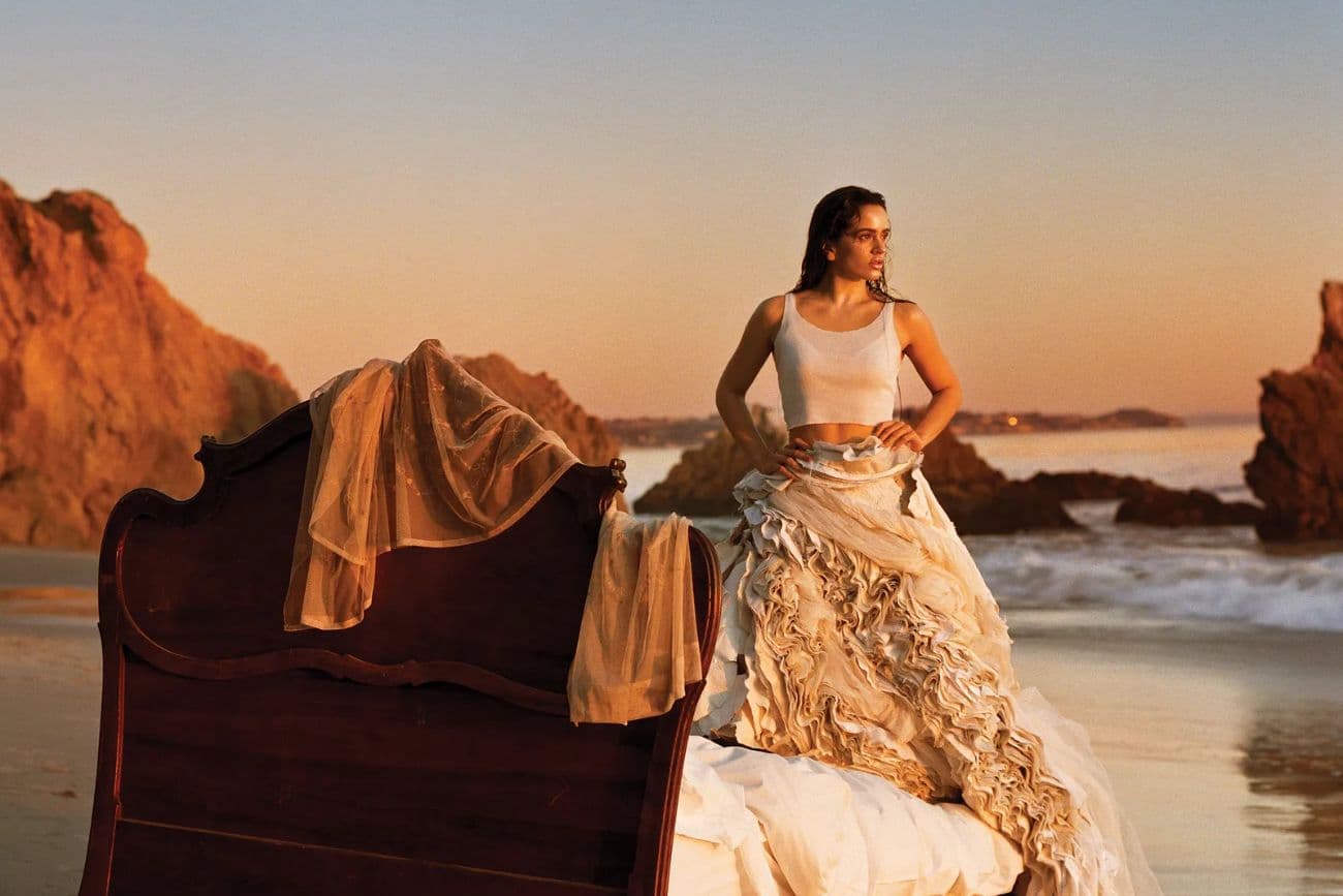 Rosalía es la portada de Vogue: el fenómeno de Lux y el renacer místico de la “Motomami”