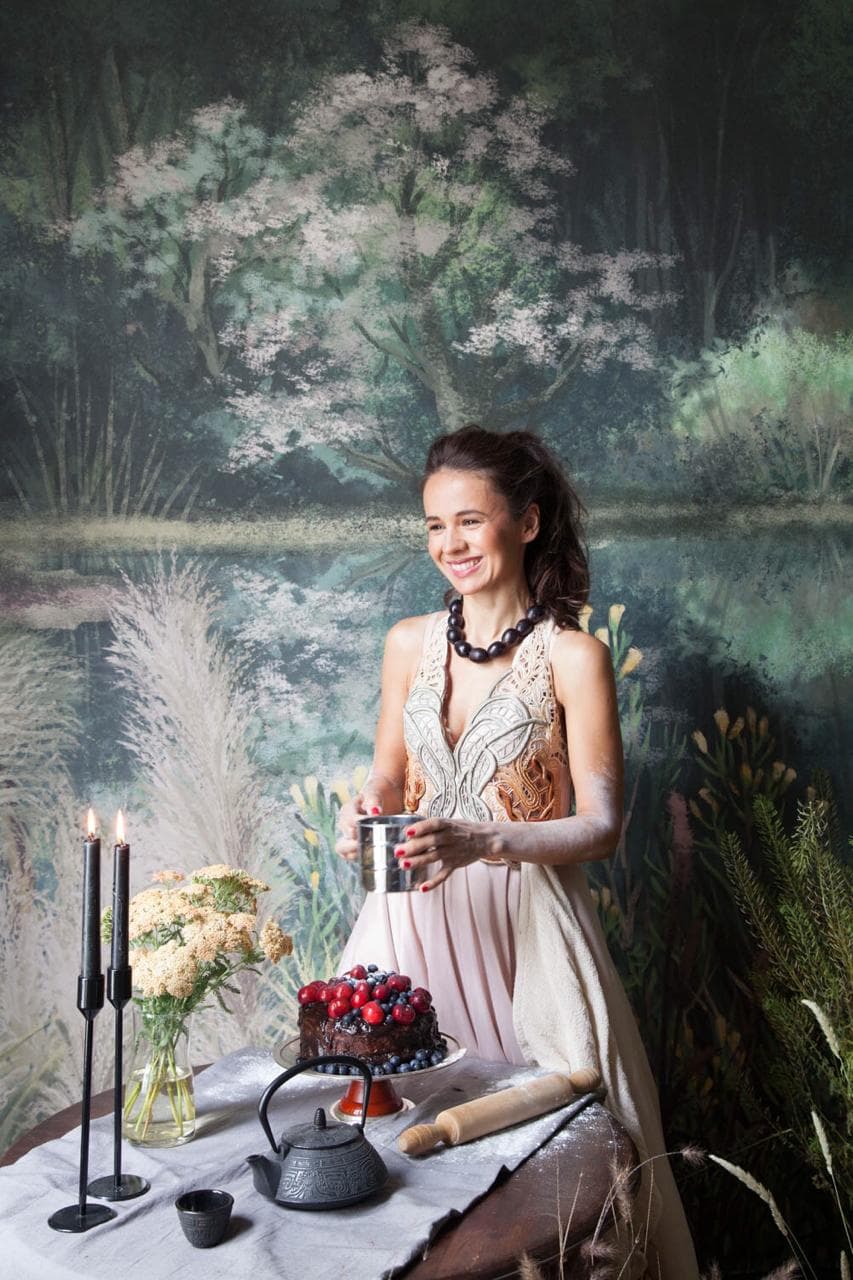 SOFIA WILLEMOES, una experta en arte escenográfico con empapelados que esconden historias