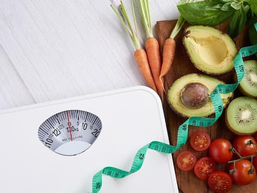 Innovadora técnica no invasiva para el descenso de peso en Hospital Privado: gastroplastia endoscópica en manga