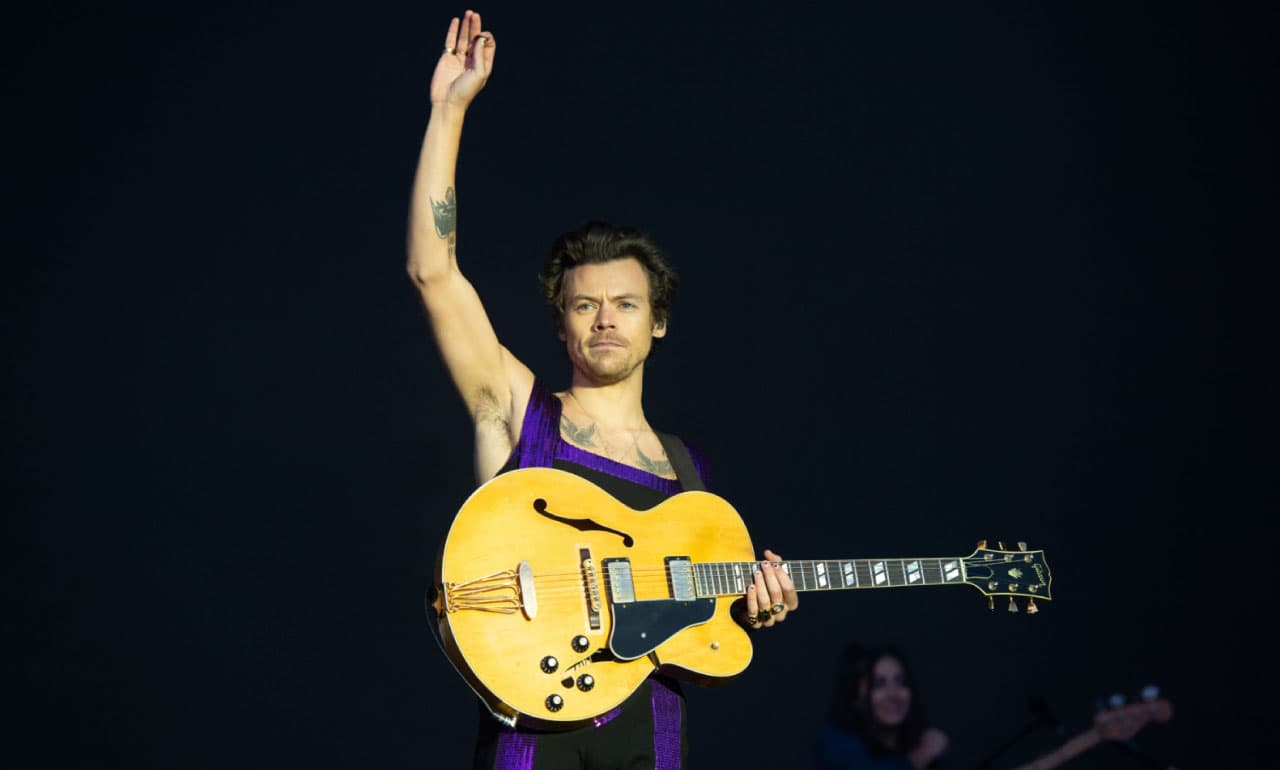 Harry Styles reaviva la expectativa de un regreso musical con un video emotivo
