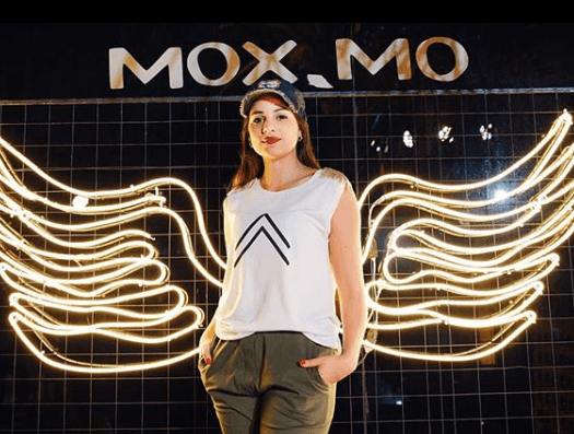 Postales de una noche a todo Mox.Mo