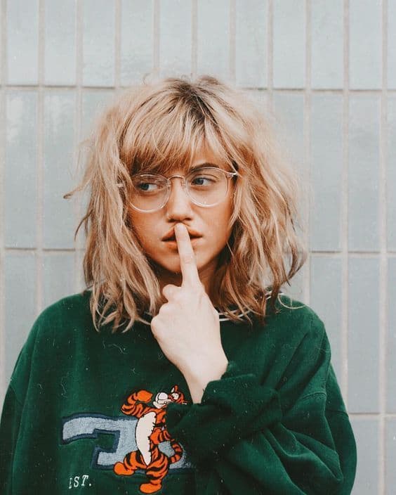 ¿Porque las mujeres nos la agarramos con nuestro cabello cuando queremos cambios?