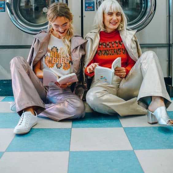 CHARLAMOS DE MODA CIRCULAR Y TE RECOMENDAMOS SERIES, LOCALES Y MUCHO MÁS