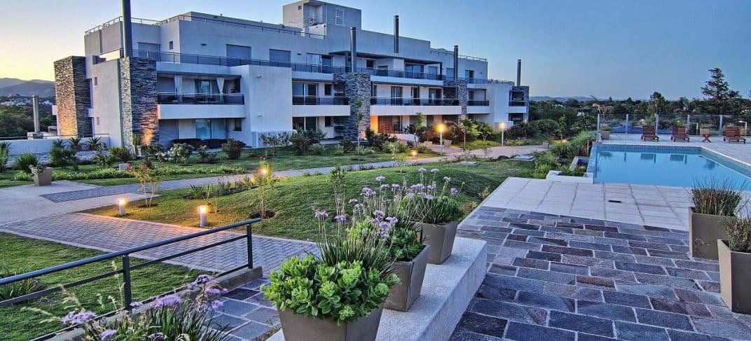 Casonas del Golf: equilibrio perfecto entre naturaleza, elegancia y funcionalidad