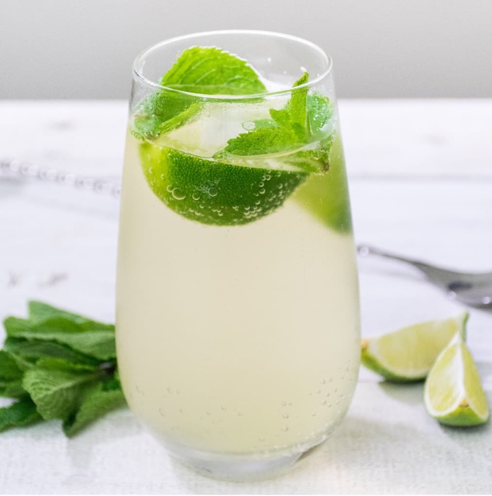 #RECETASOCIO – LIMONADA DETOX CON KOMBUCHA