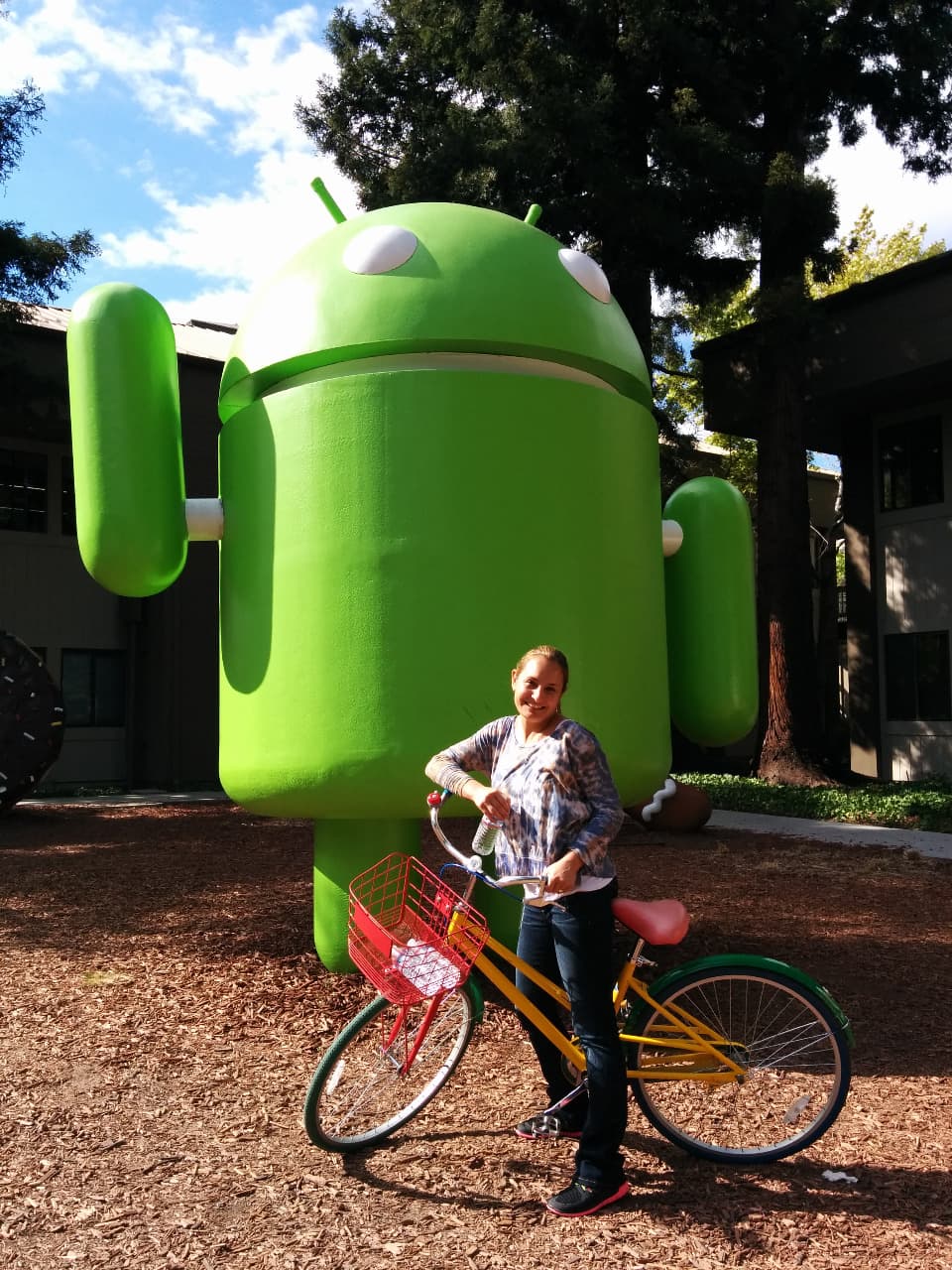 CAROLINA ARRIGONI: “La representación de mujeres en roles de liderazgo sigue siendo un área de oportunidad de mejora”