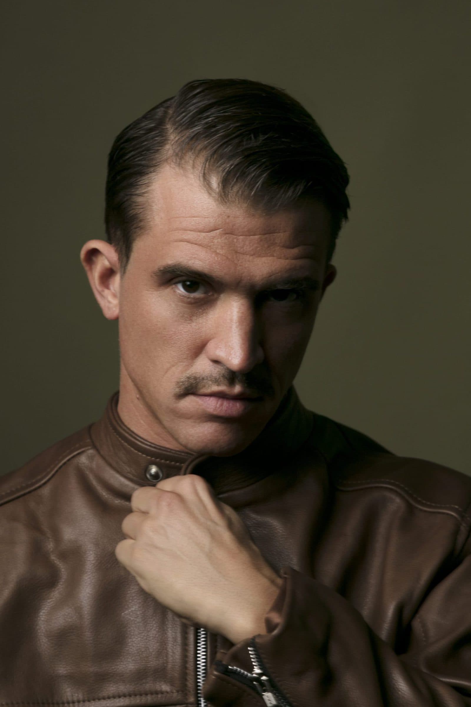 De “astronauta” a “Tour Manager” de Luis Miguel: Juan Ignacio Cane, el argentino que brilla en la serie del momento